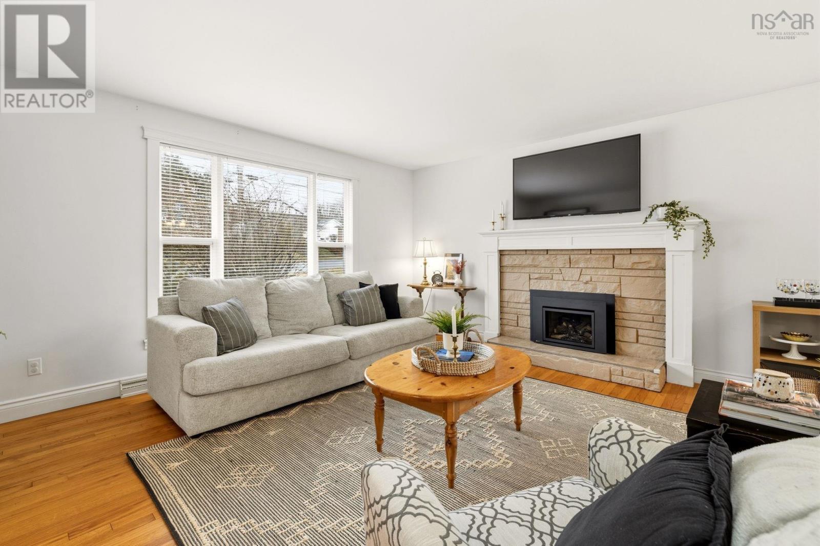 Property 3 of 33 of 11 Ernest Avenue