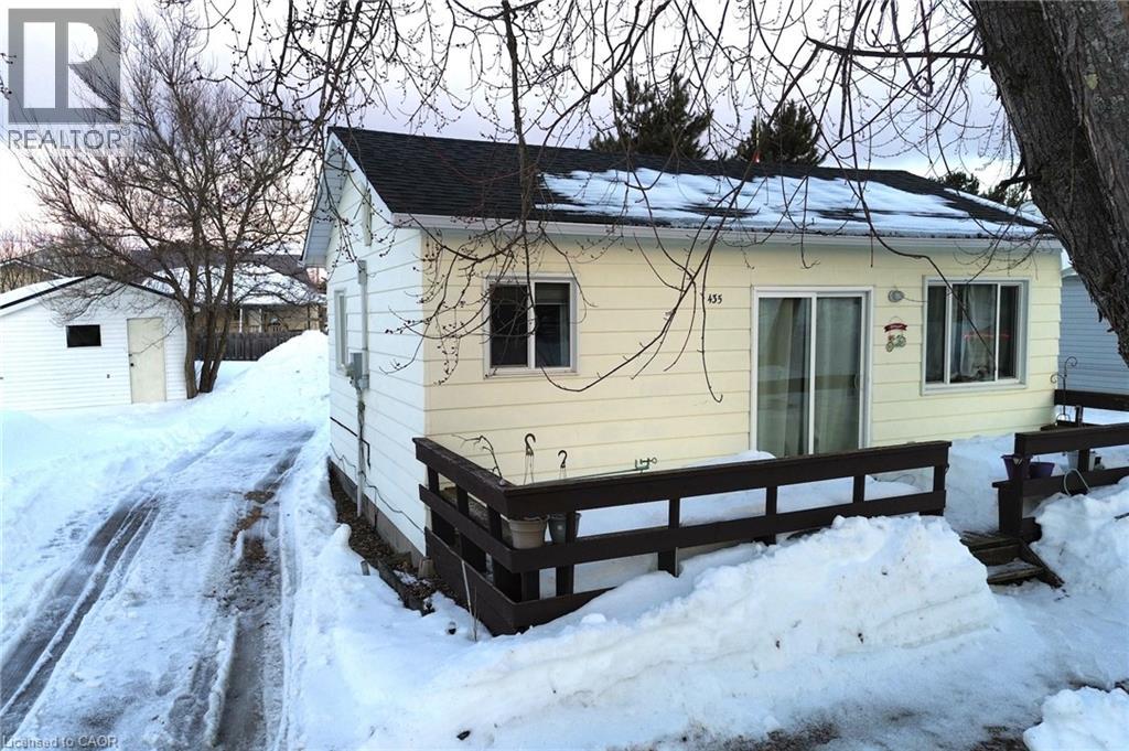 435 LIMIT Street, Massey, Ontario