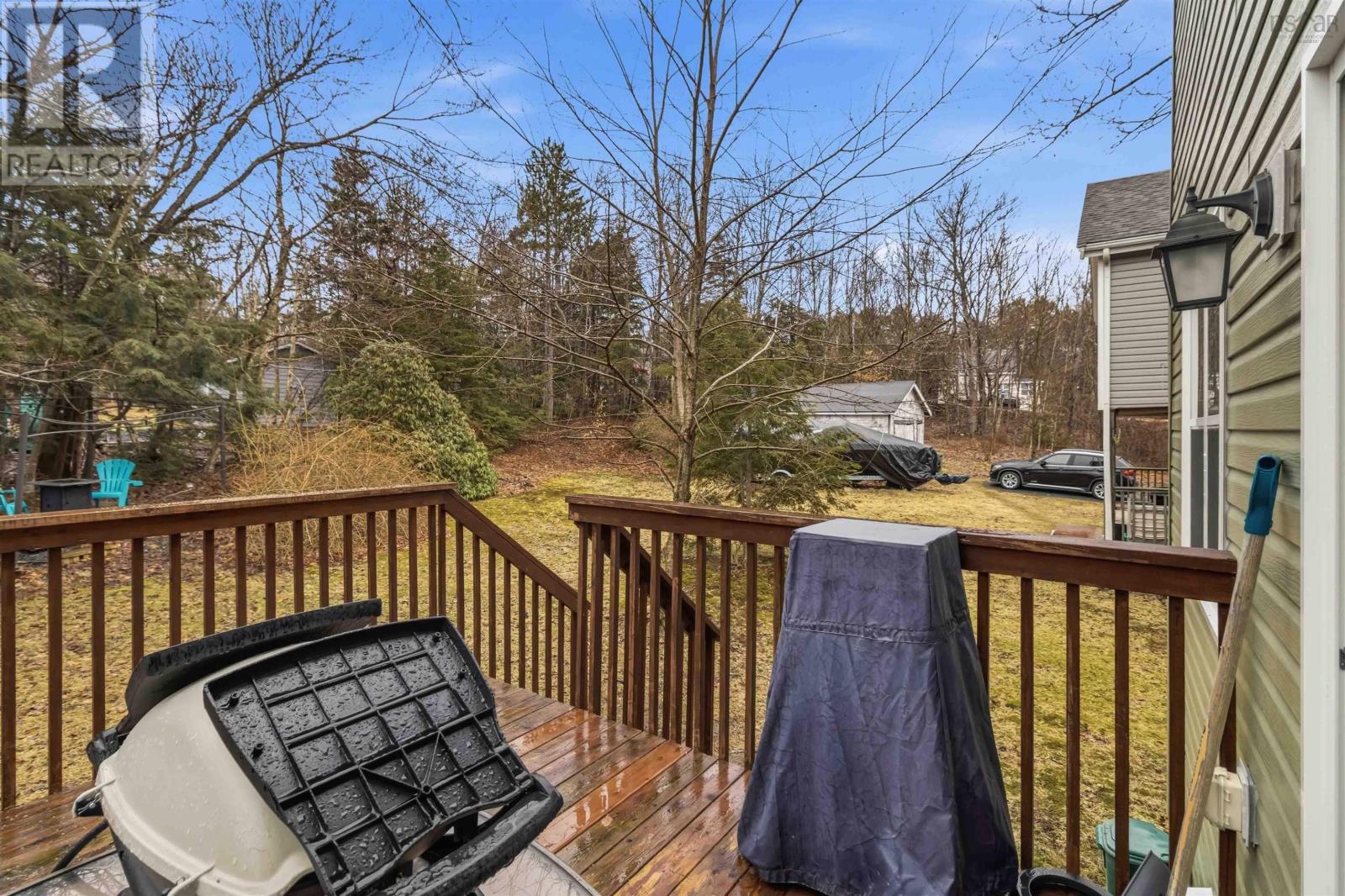 Property 32 of 34 of 928 Sackville Drive