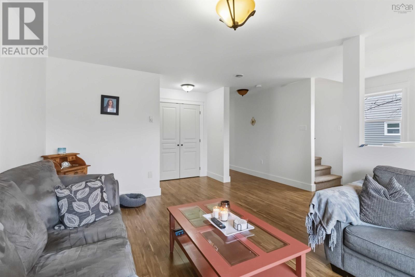 Property 8 of 34 of 928 Sackville Drive