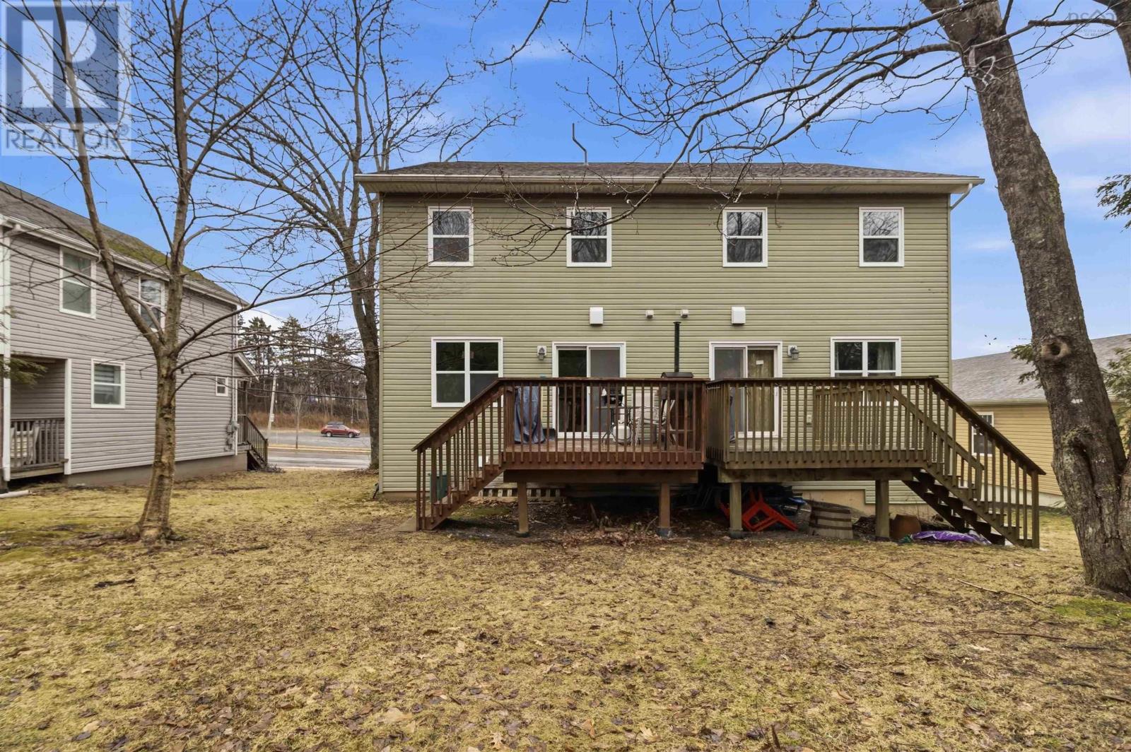 Property 33 of 34 of 928 Sackville Drive