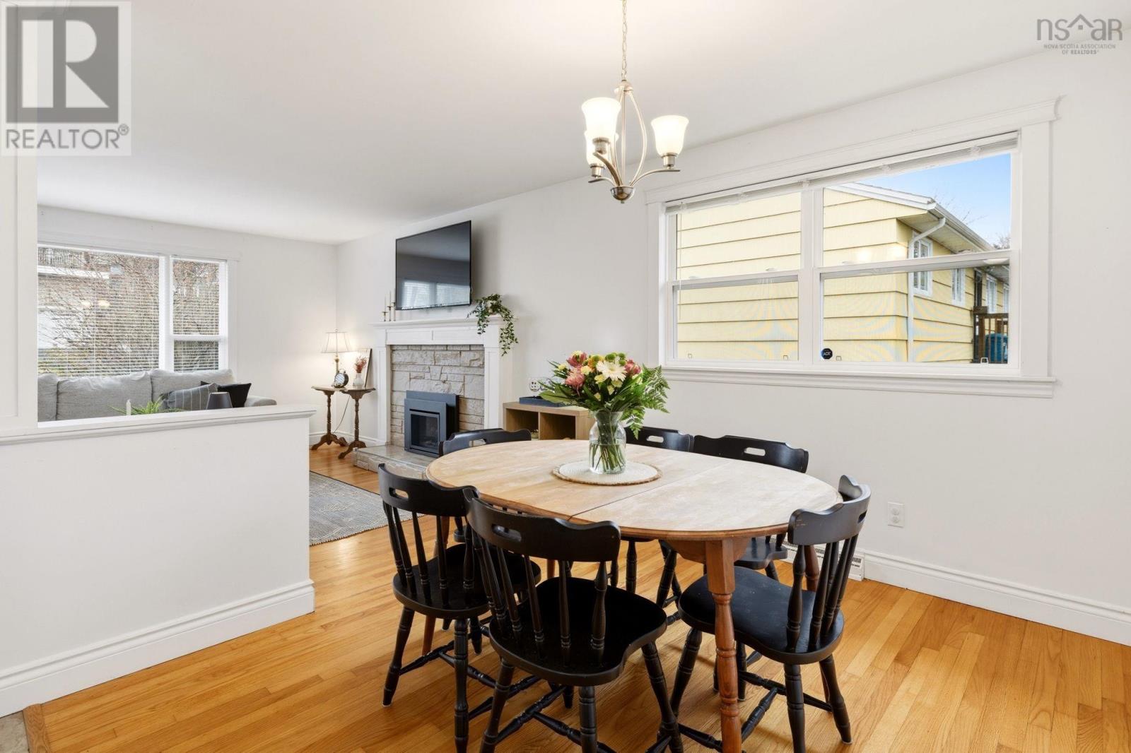 Property 8 of 33 of 11 Ernest Avenue