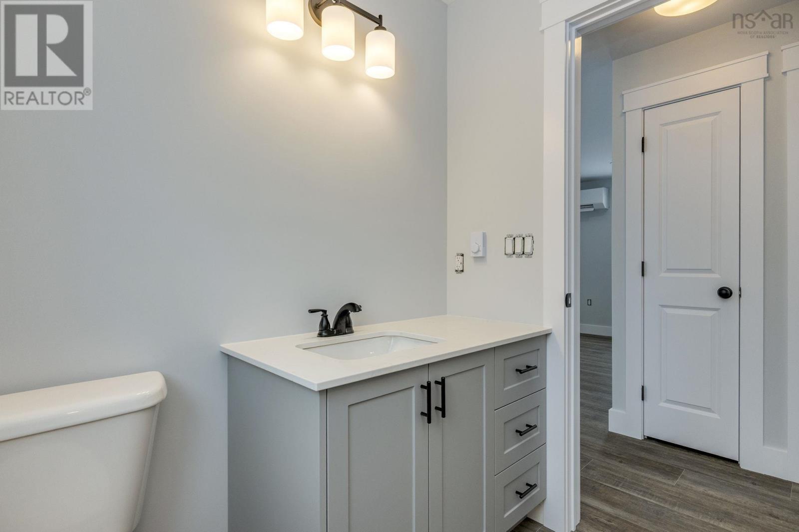 Property 29 of 42 of 41 Amelia Avenue