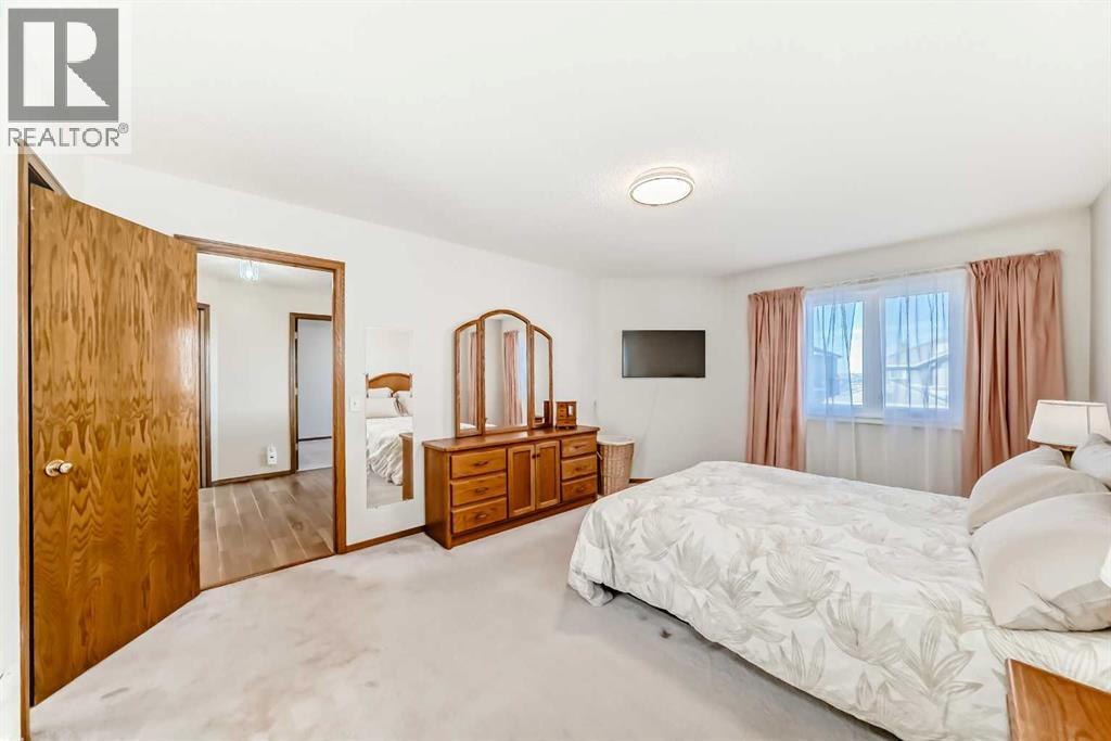 
          205 Patterson Hill Southwest
            <br/>
            <span>Calgary</span>
            , 
            <span>AB</span>
             <span>T3H3J2</span>
         - Photo 22