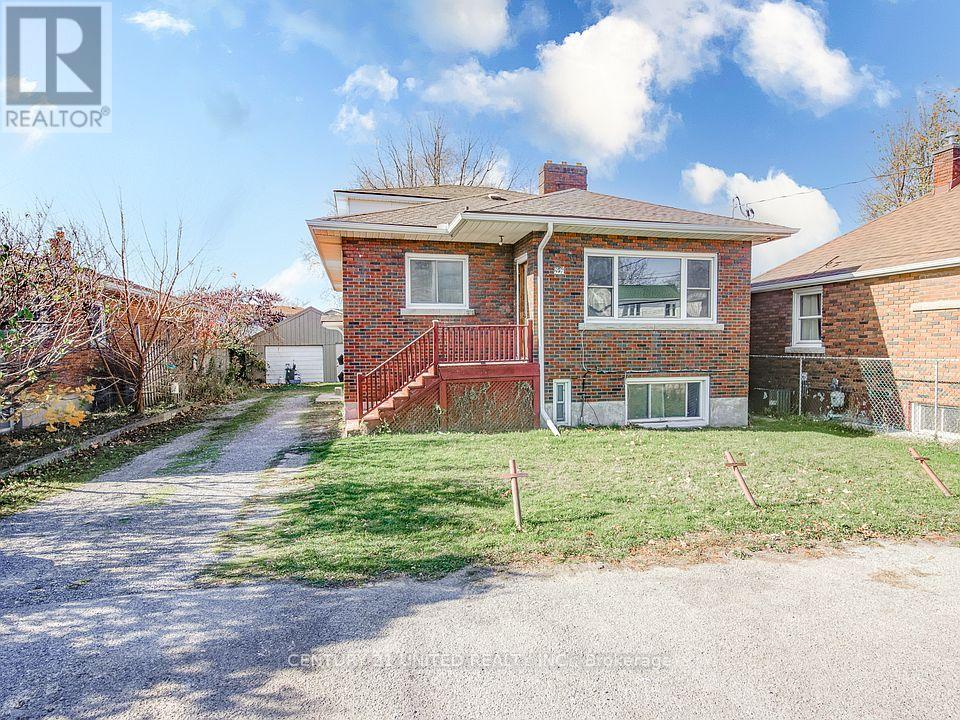 UNIT 2 - 99 HAIG STREET