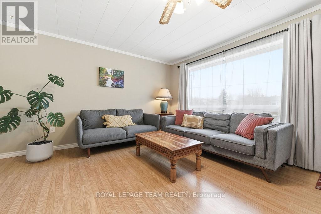 285 FOYMOUNT ROAD - 13