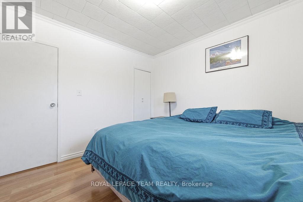 285 FOYMOUNT ROAD - 21