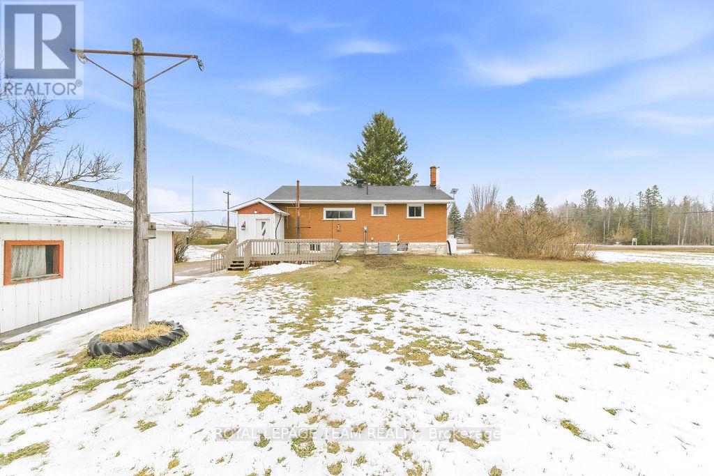 285 FOYMOUNT ROAD - 34