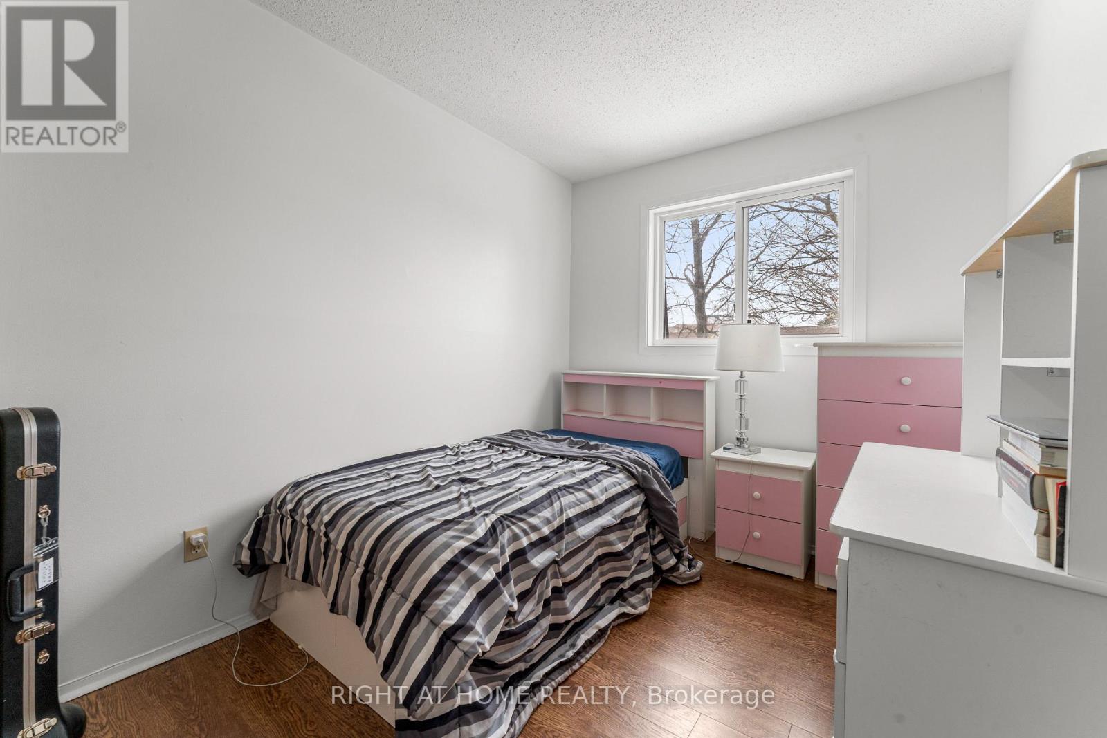22 ALMOND LANE - 19