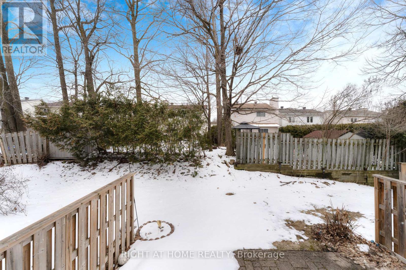 22 ALMOND LANE - 24