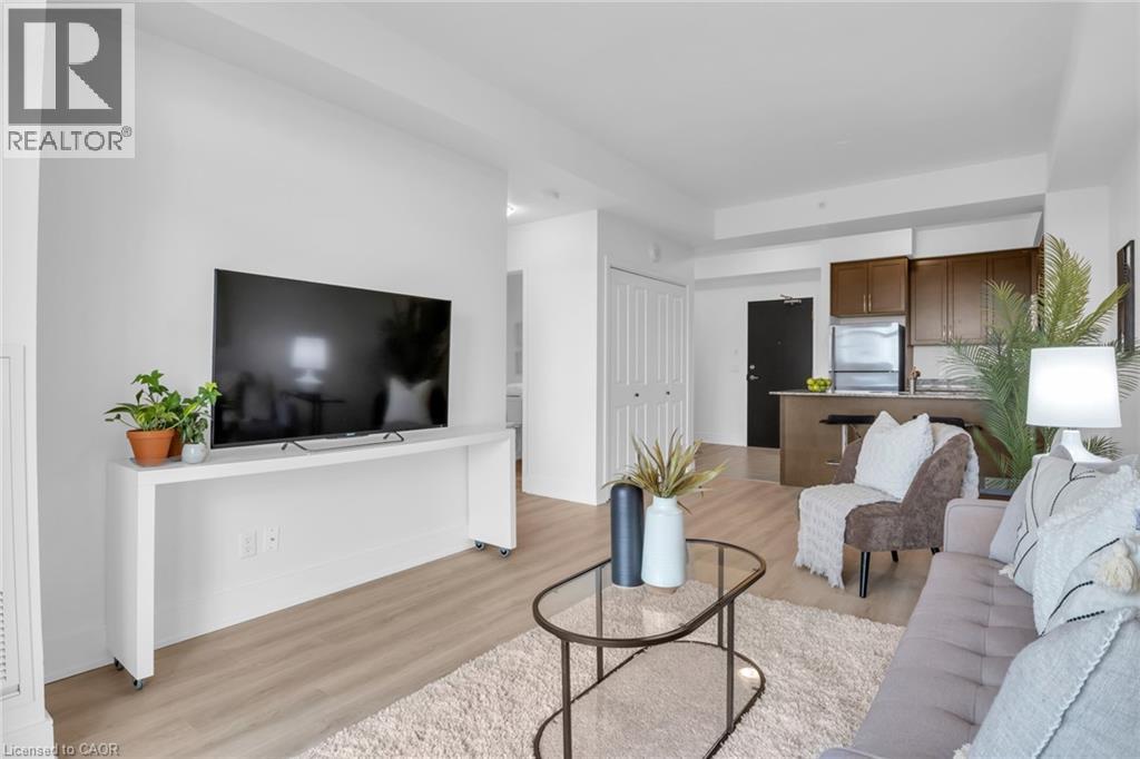 #904 144 PARK STREET - 18