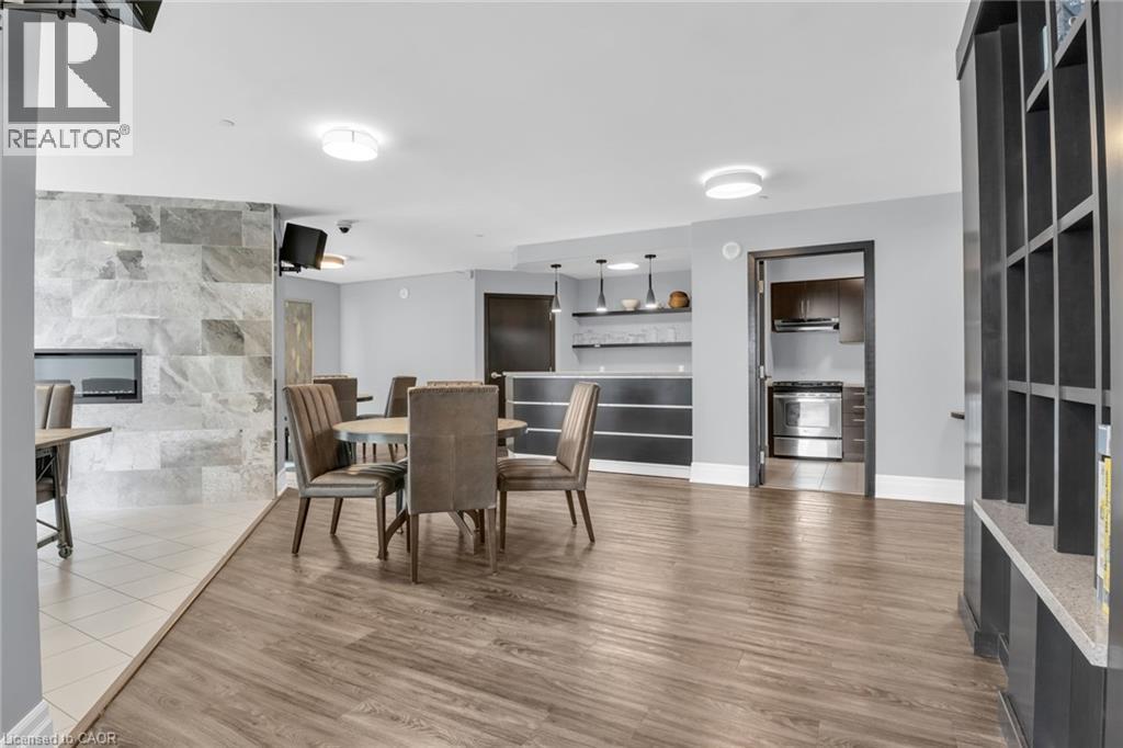 #904 144 PARK STREET - 29