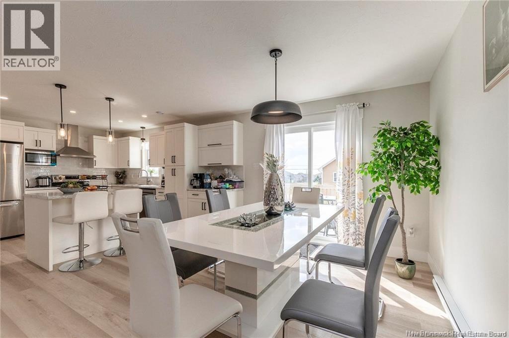 245 LORETTE - 11