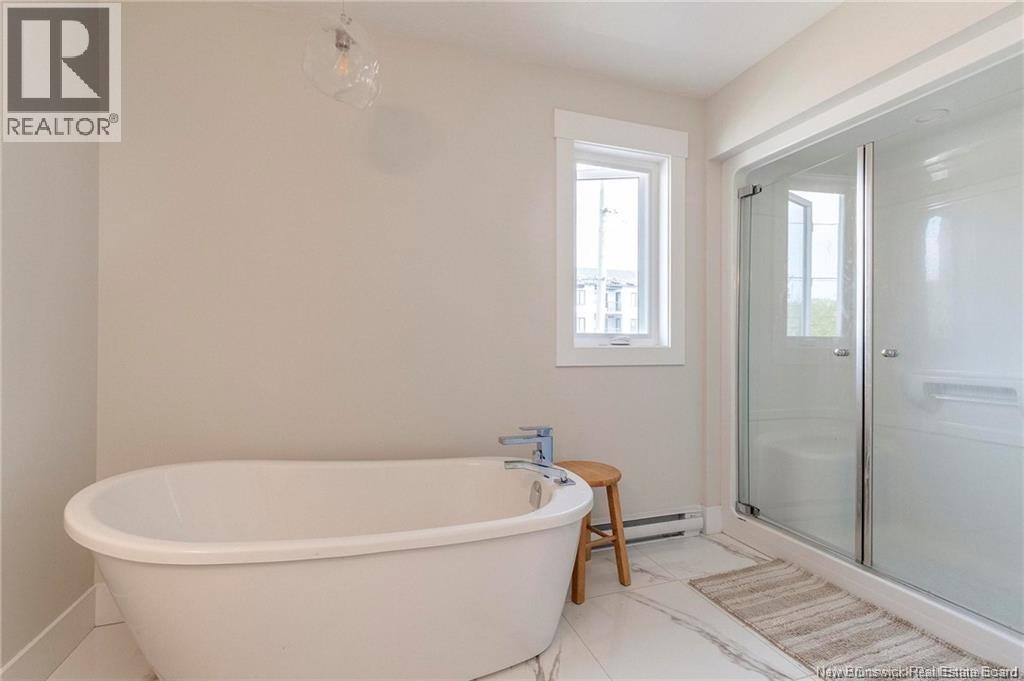 245 LORETTE - 26