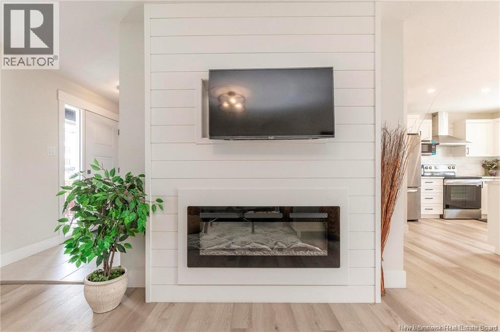 245 LORETTE - Image 3