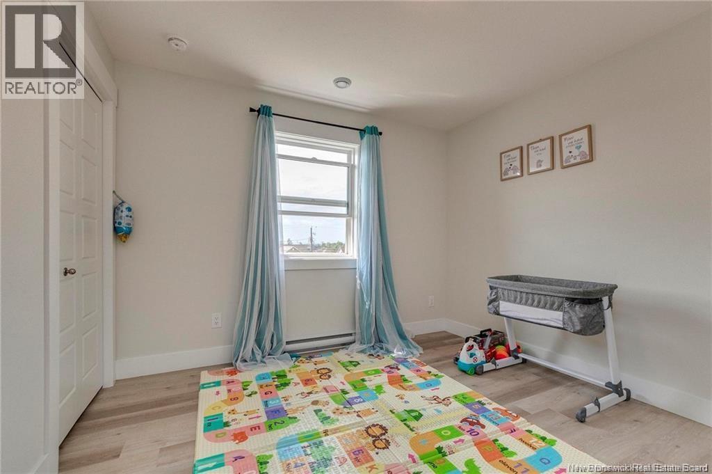 245 LORETTE - 32