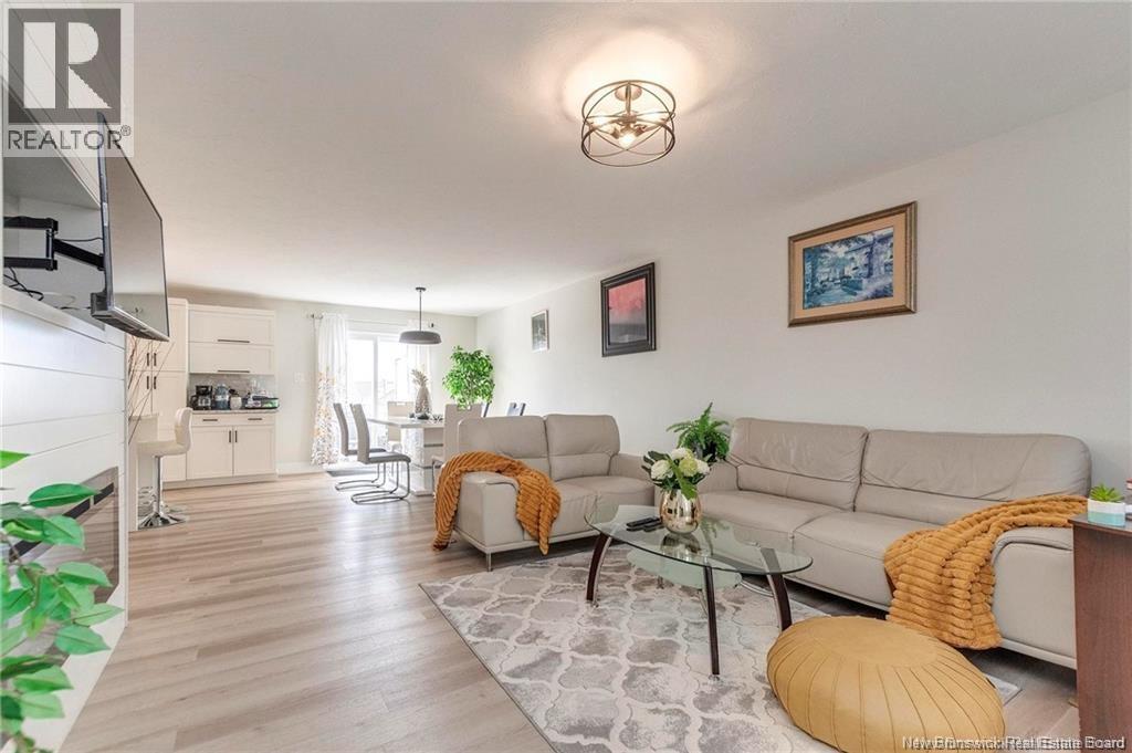 245 LORETTE - 4