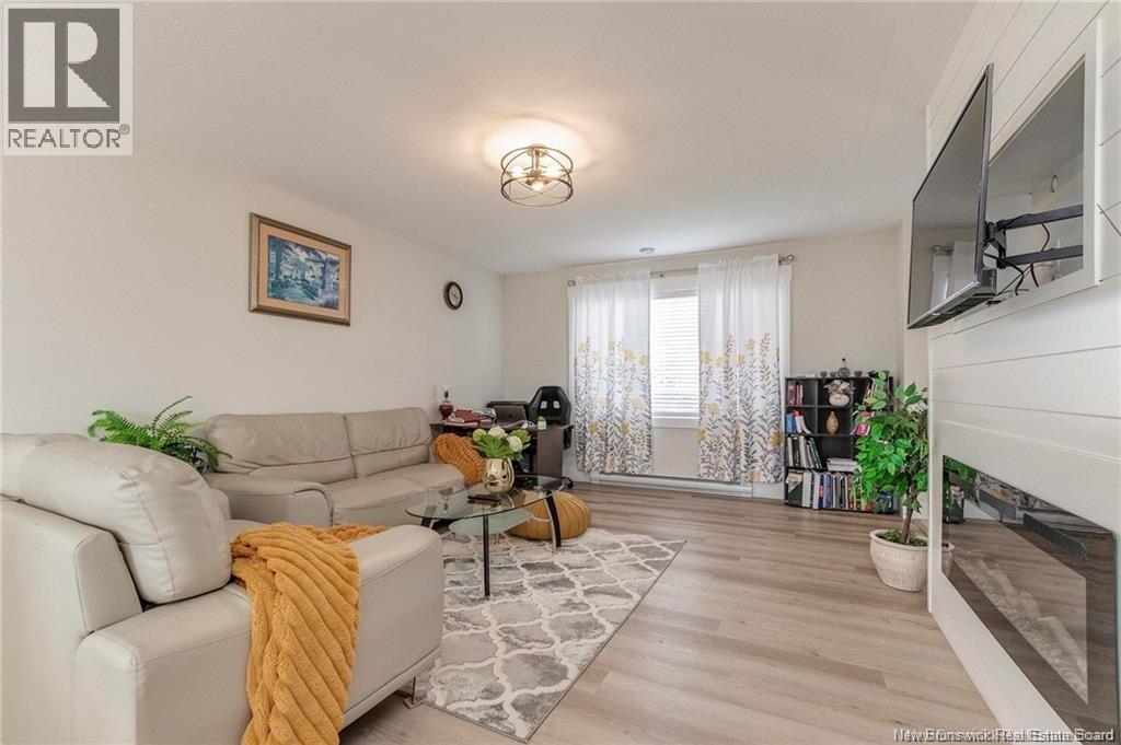 245 LORETTE - 6