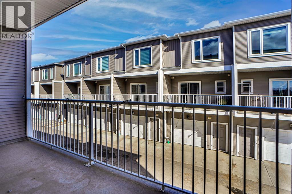 Single Family House for Sale in  Saddlepeace Crescent NE Saddle Ridge Calgary 