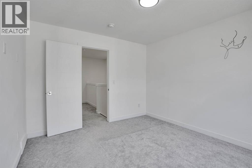 Single Family House for Sale in  Saddlepeace Crescent NE Saddle Ridge Calgary 