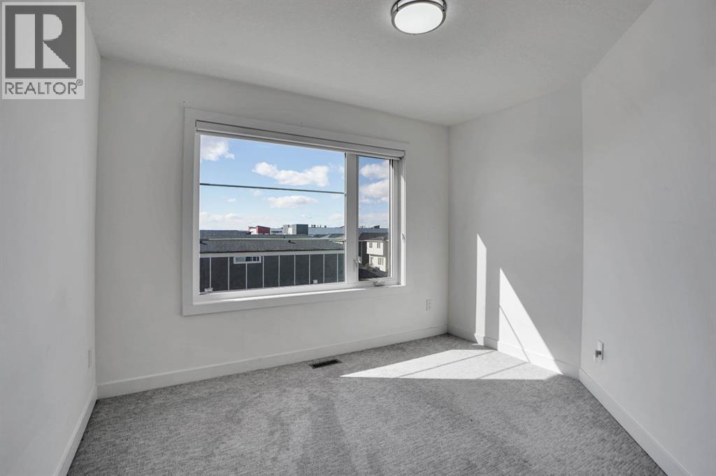 Single Family House for Sale in  Saddlepeace Crescent NE Saddle Ridge Calgary 