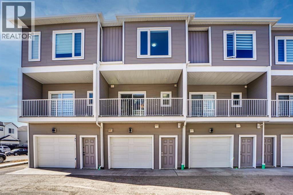 Single Family House for Sale in  Saddlepeace Crescent NE Saddle Ridge Calgary 