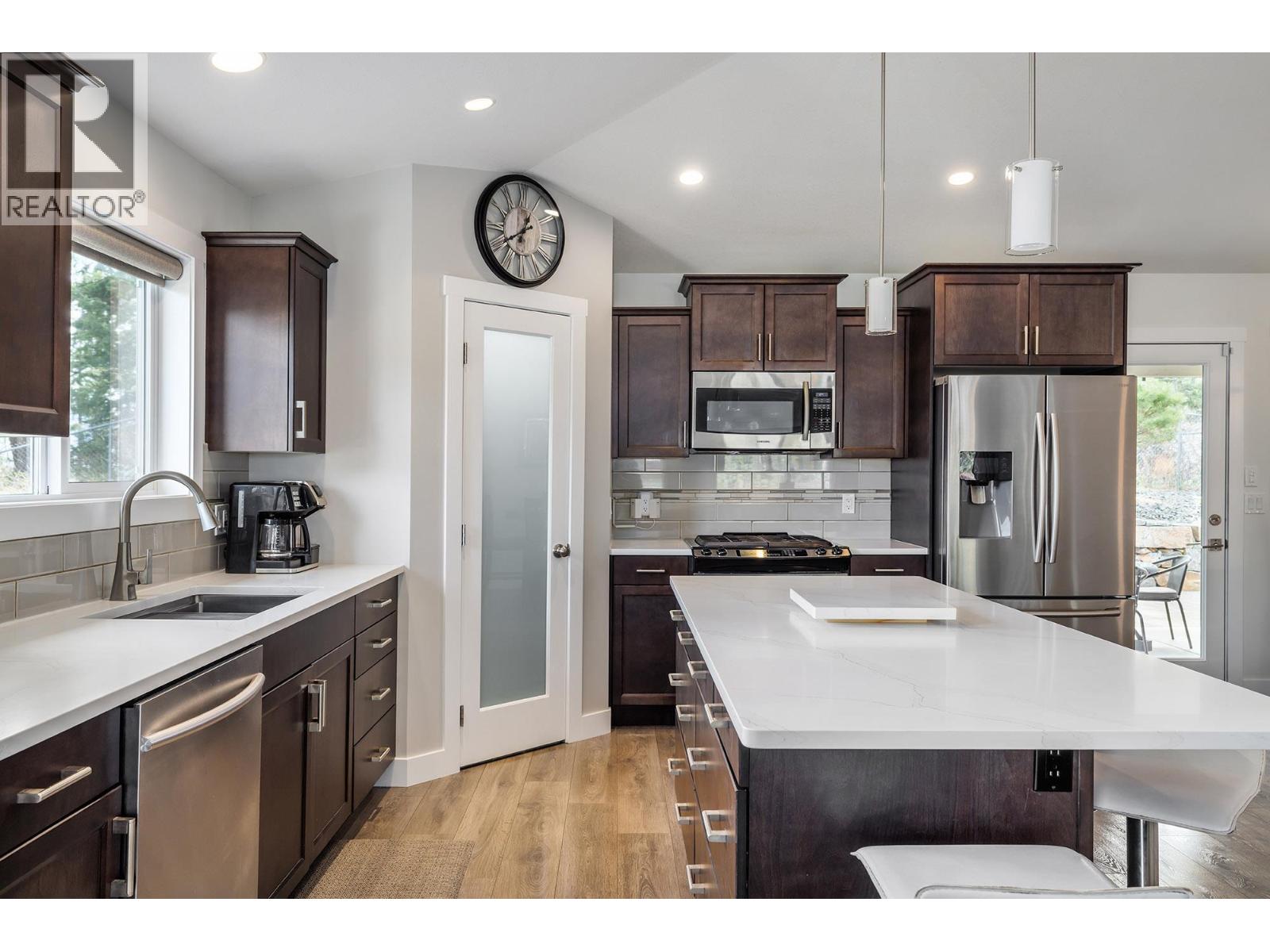 3042 Glenrosa Road, West Kelowna