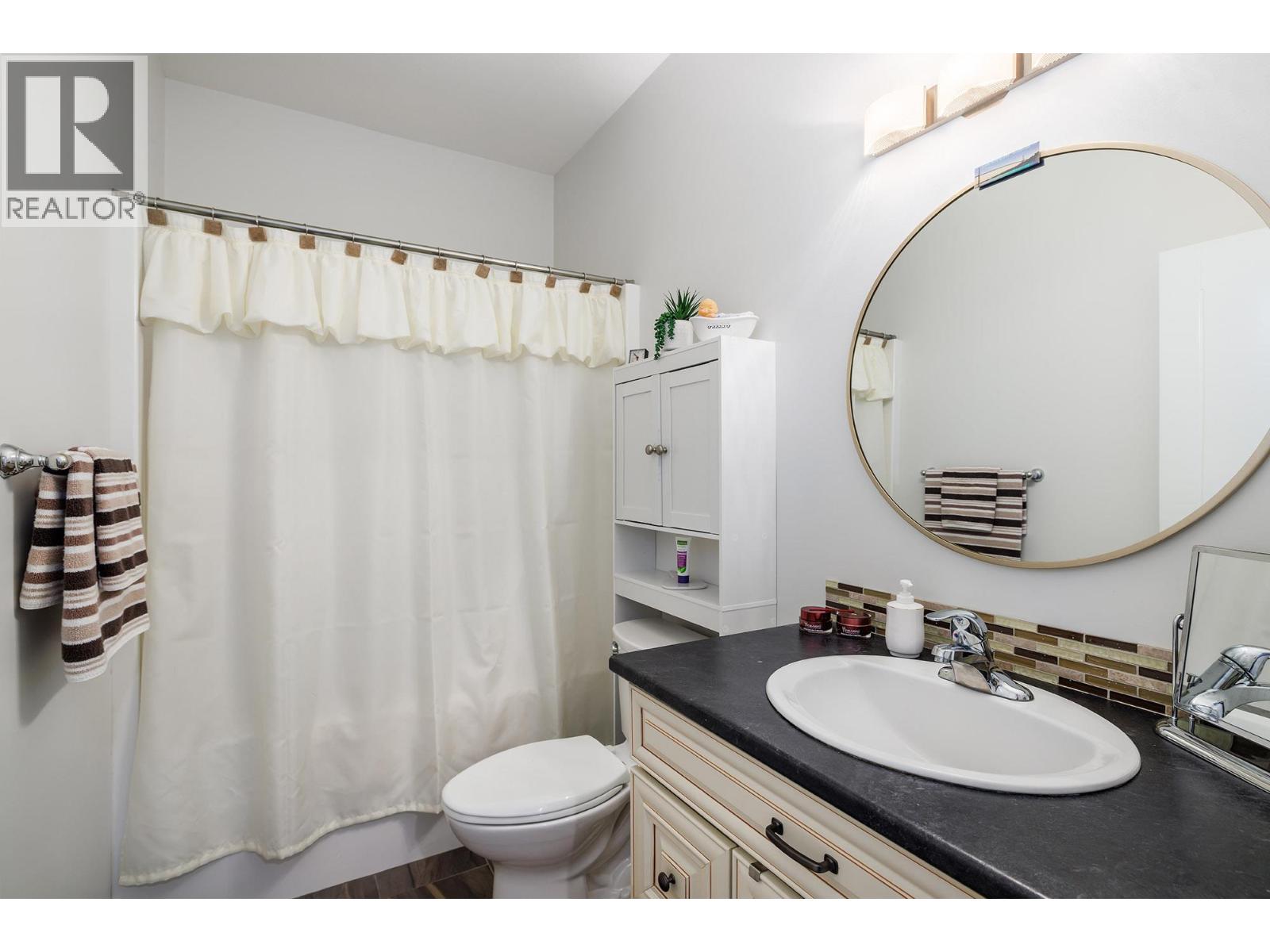 3042 Glenrosa Road, West Kelowna