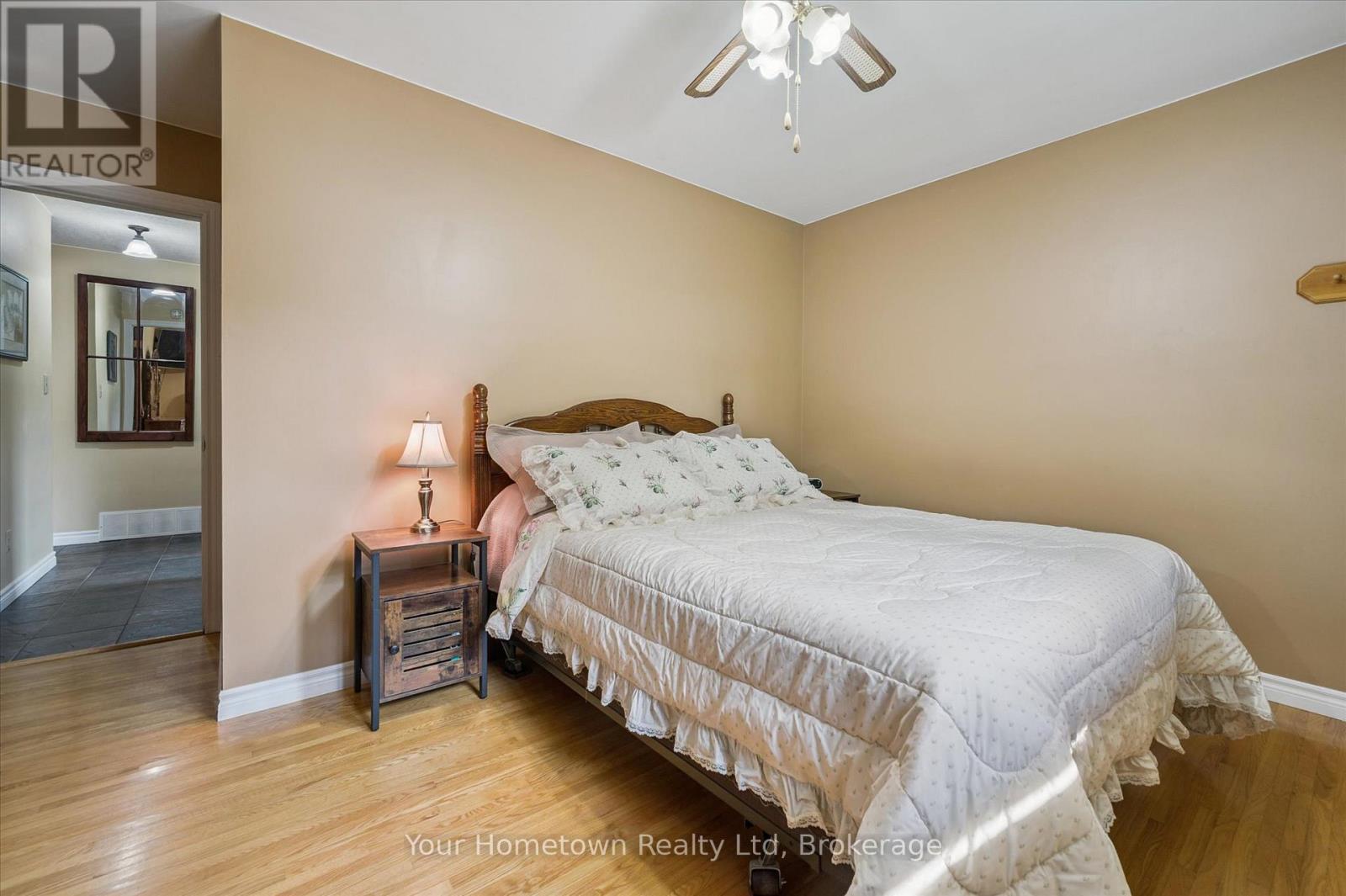 220 COLBORNE STREET - 18
