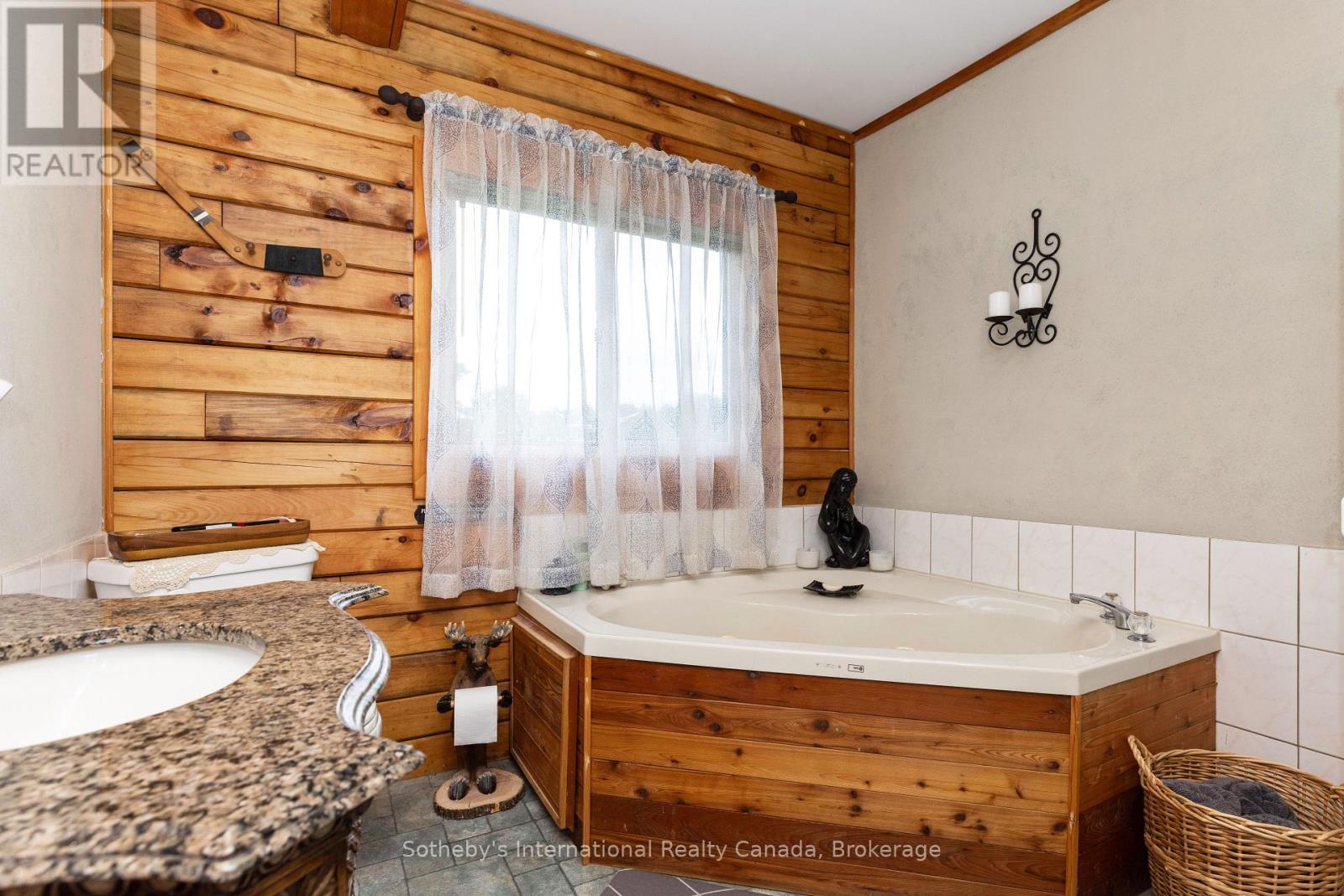 20 KODIAK ROAD - 22