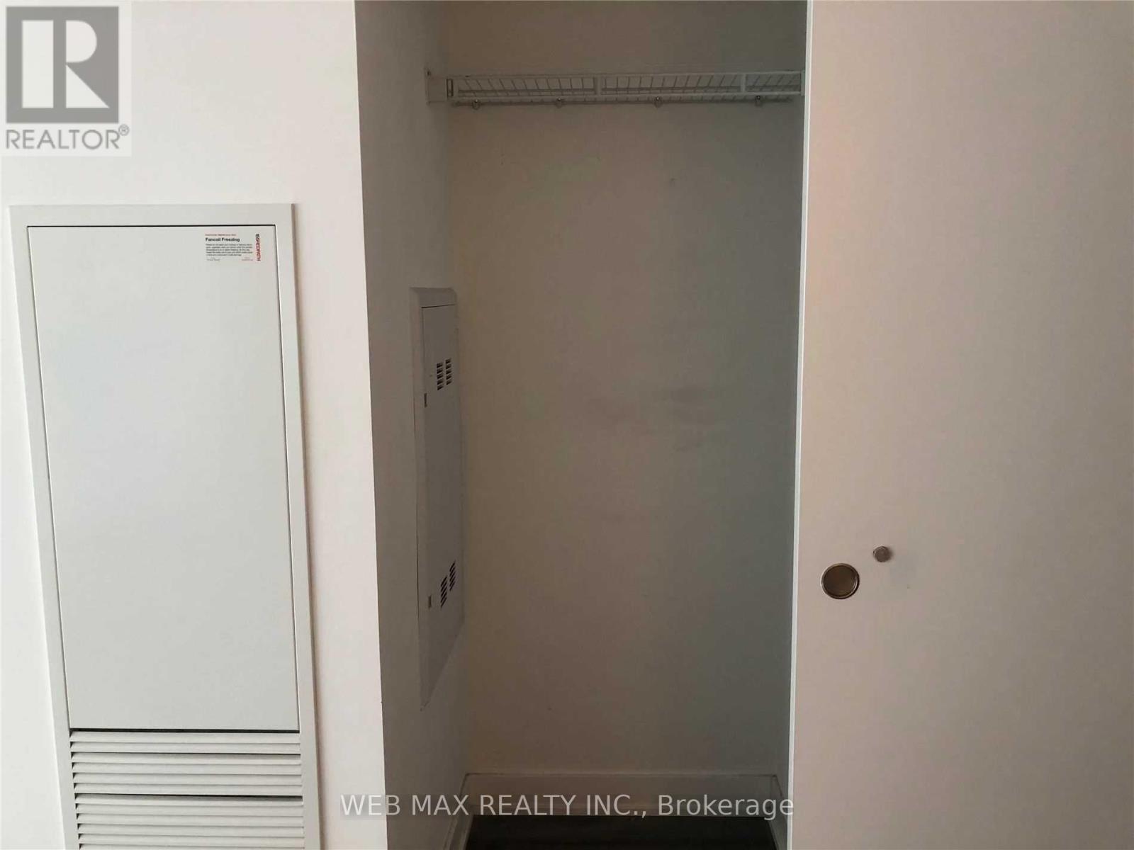 #1611 185 ROEHAMPTON AVENUE - 23