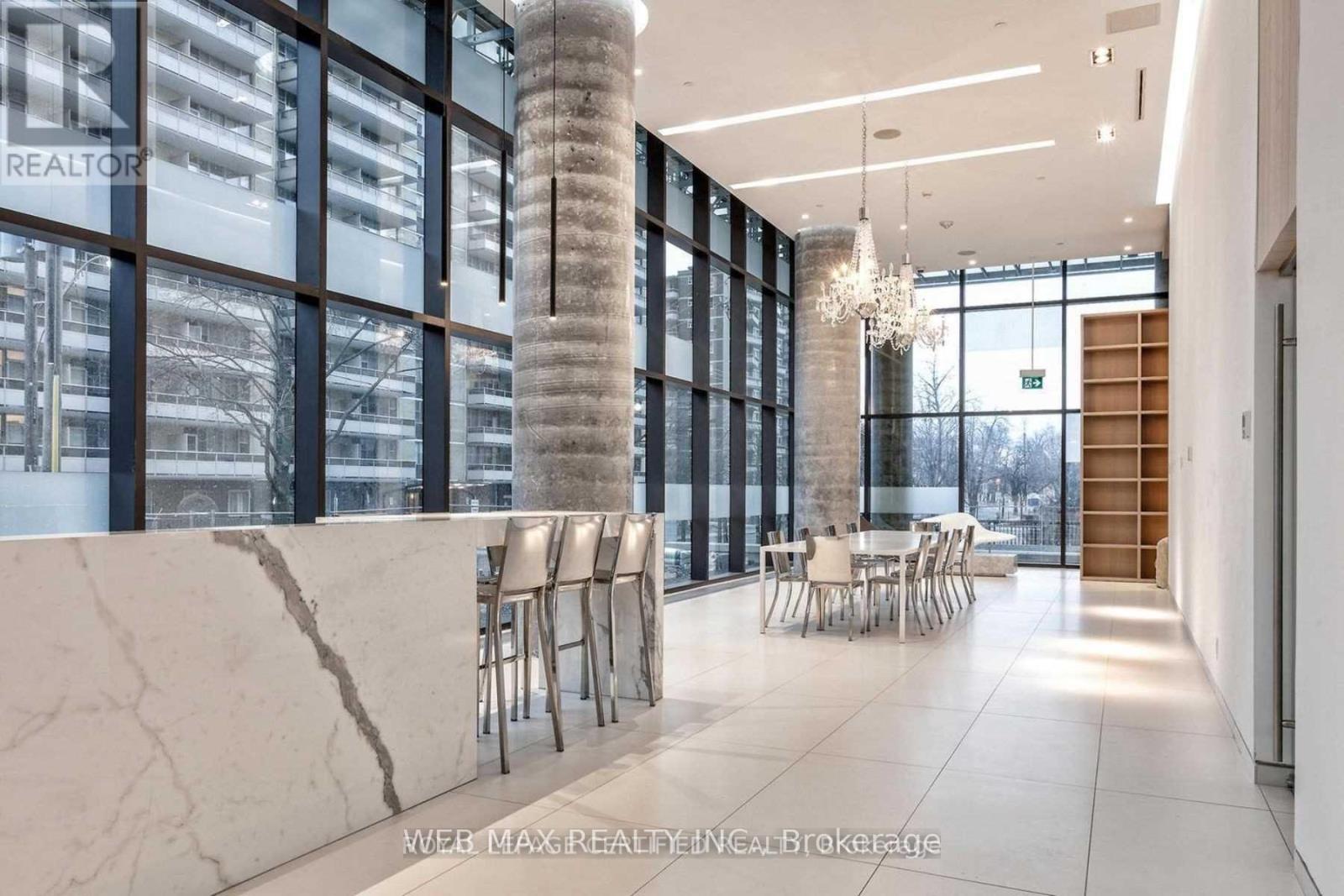 #1611 185 ROEHAMPTON AVENUE - 5