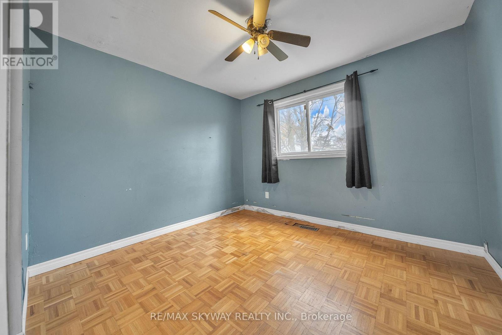 234 MANSE ROAD - 11