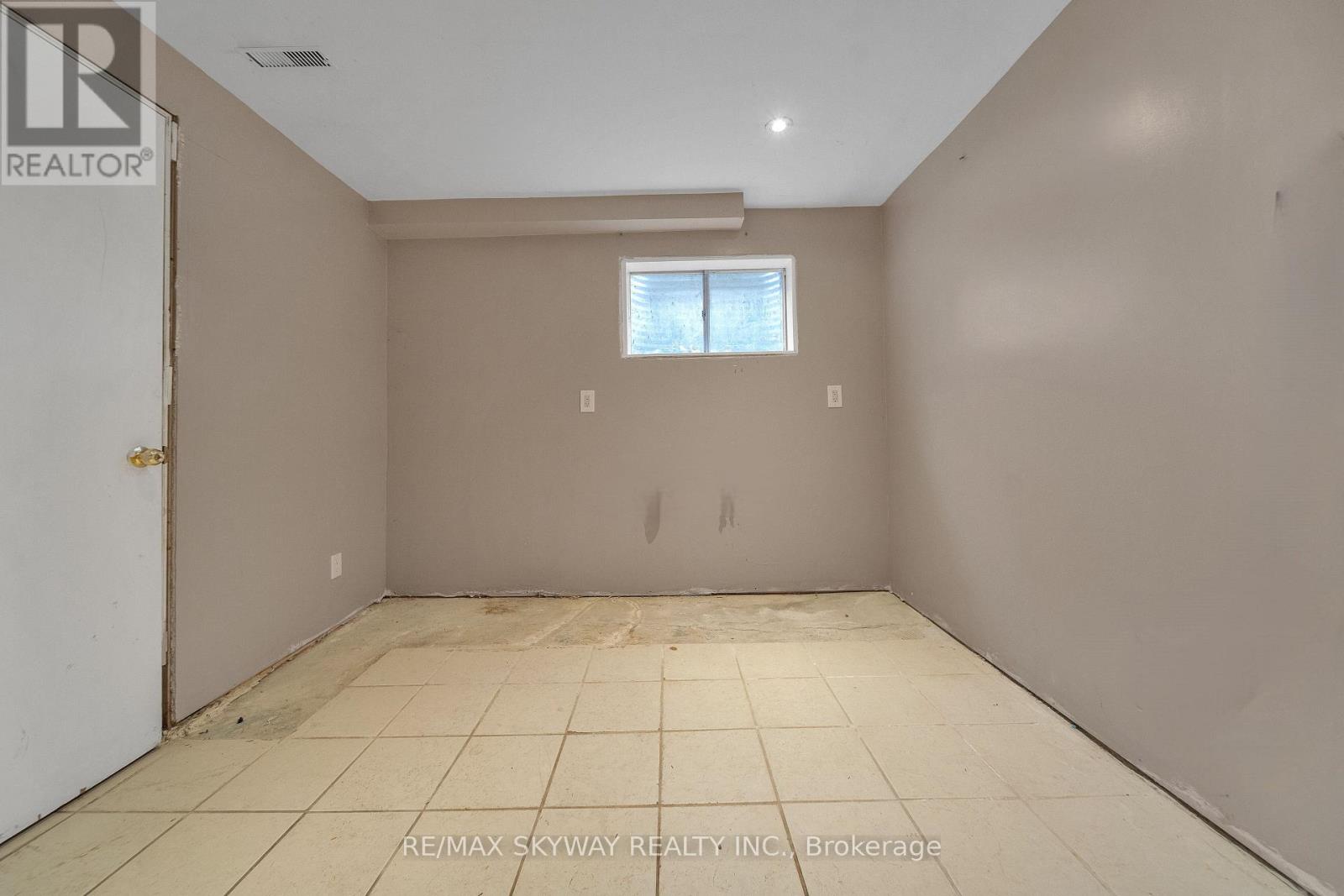 234 MANSE ROAD - 22