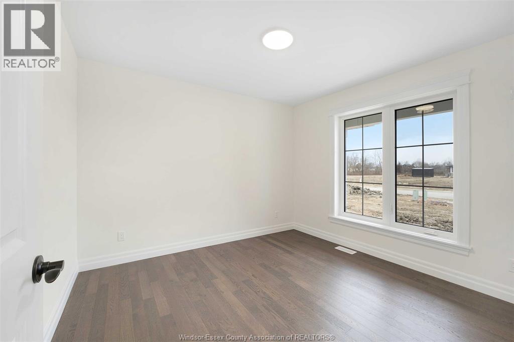 53 GRAF STREET - 18