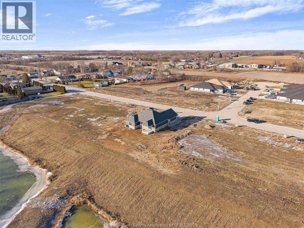 53 GRAF STREET - 25