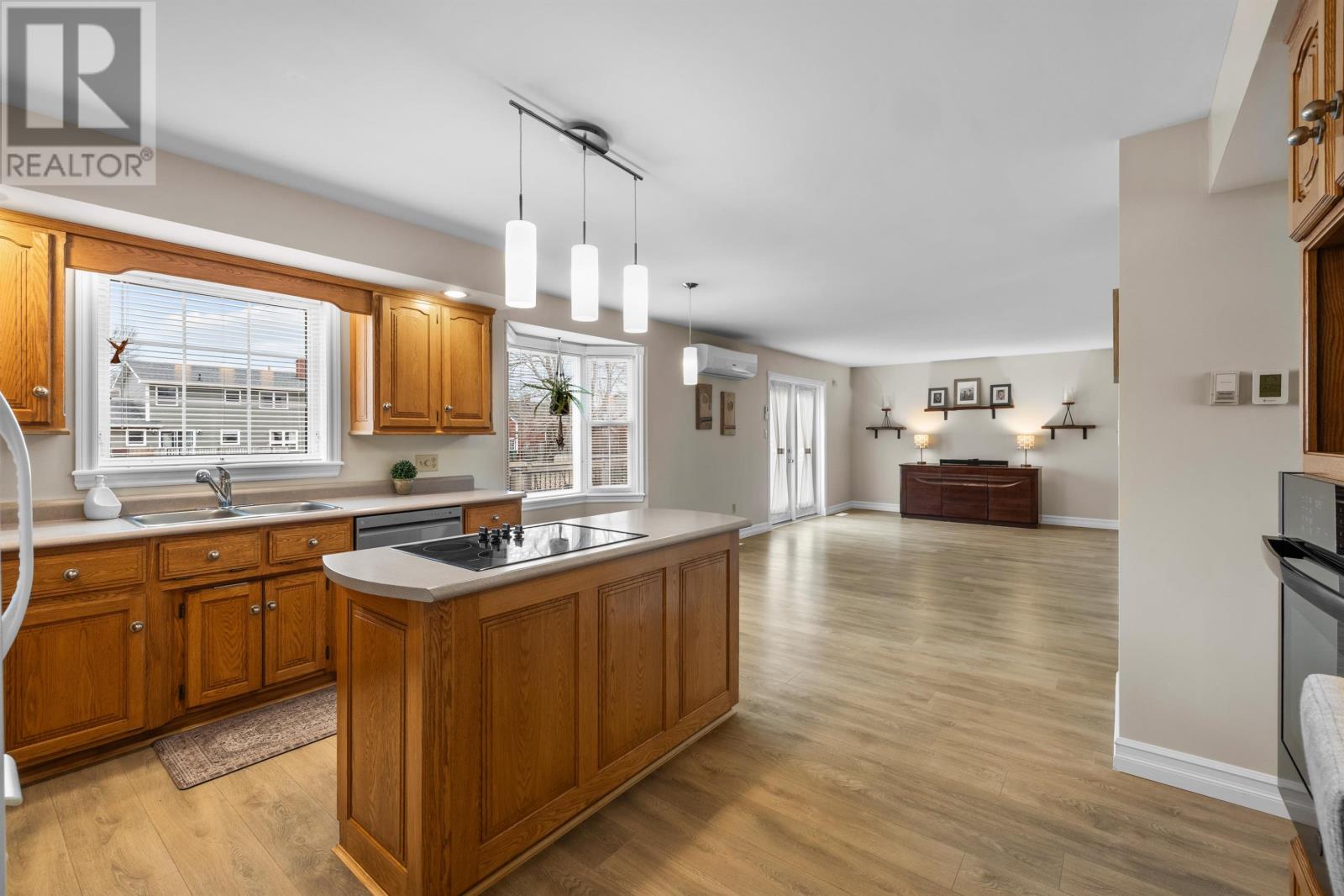 380 Hunter Avenue - 12