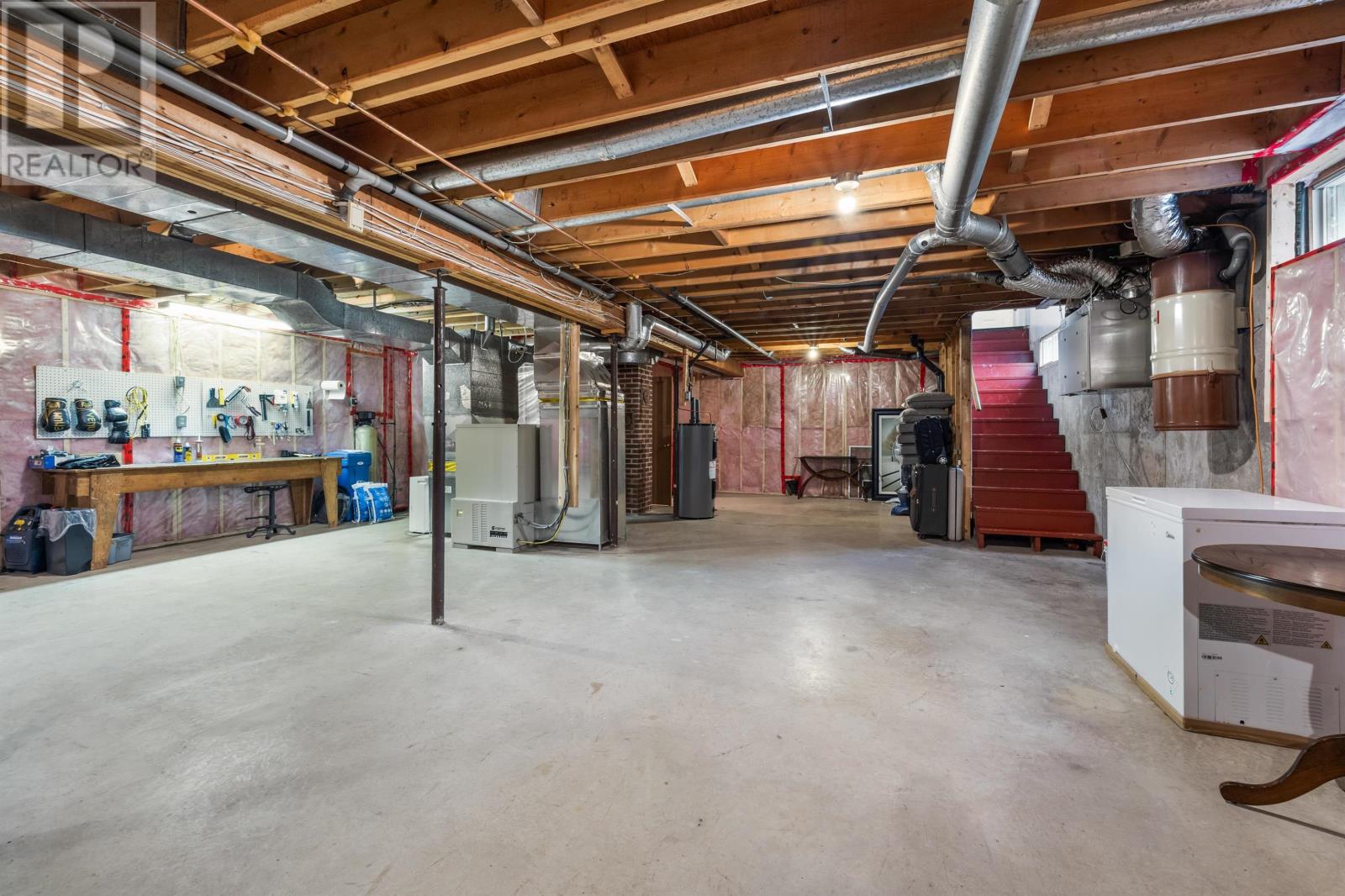 380 Hunter Avenue - 40