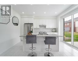 68 Circus Crescent, Brampton, ON L7A5E1 Photo 9