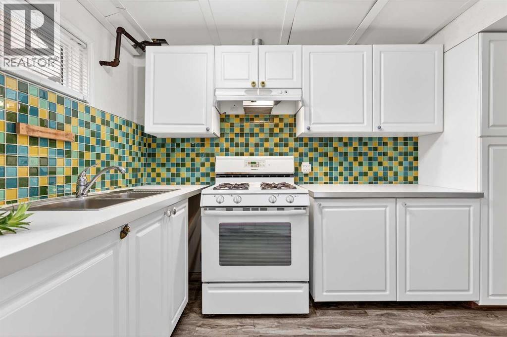 Single Family House 3 Level for Sale in  University Drive NW St Andrews Heights Calgary 