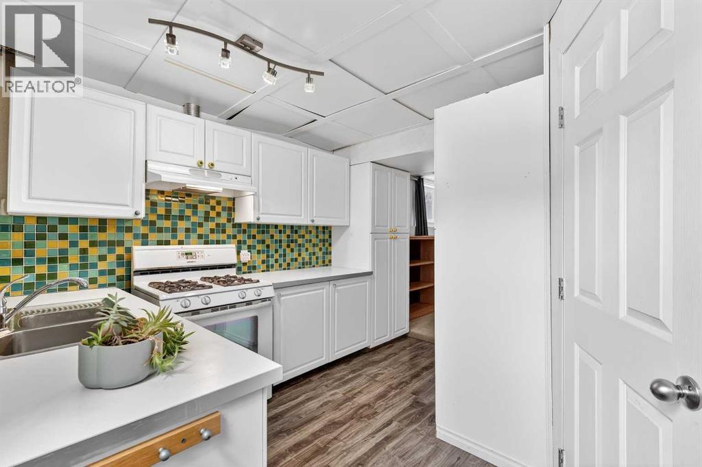 Single Family House 3 Level for Sale in  University Drive NW St Andrews Heights Calgary 