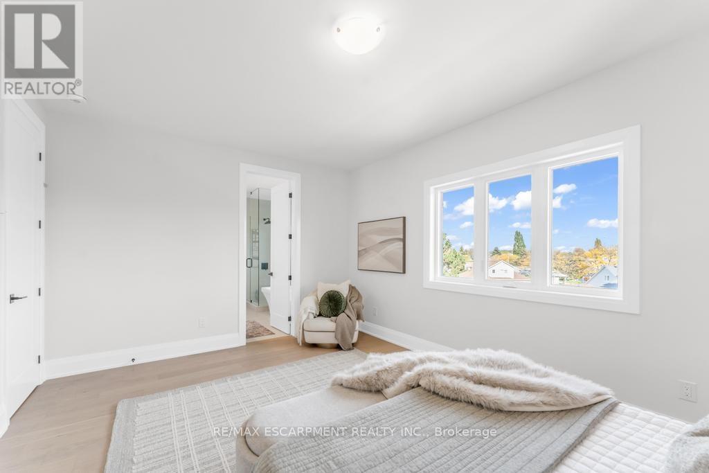 198 KELLOGG AVENUE - 13