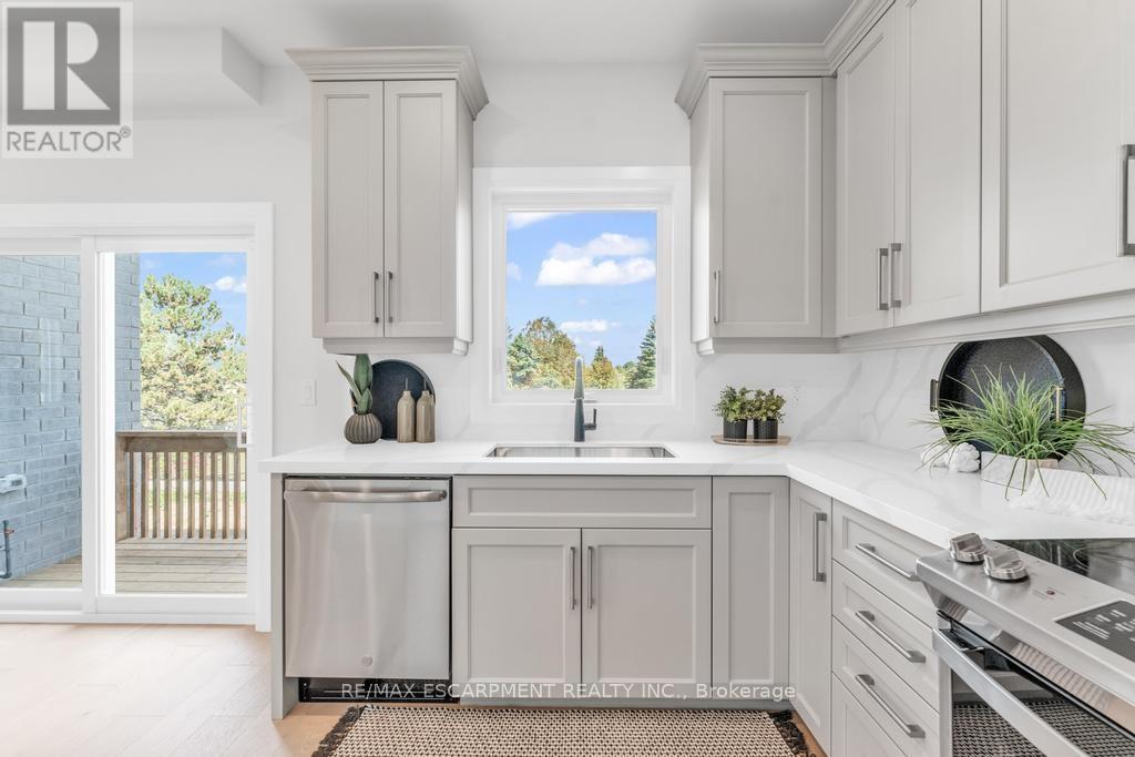 198 KELLOGG AVENUE - 8