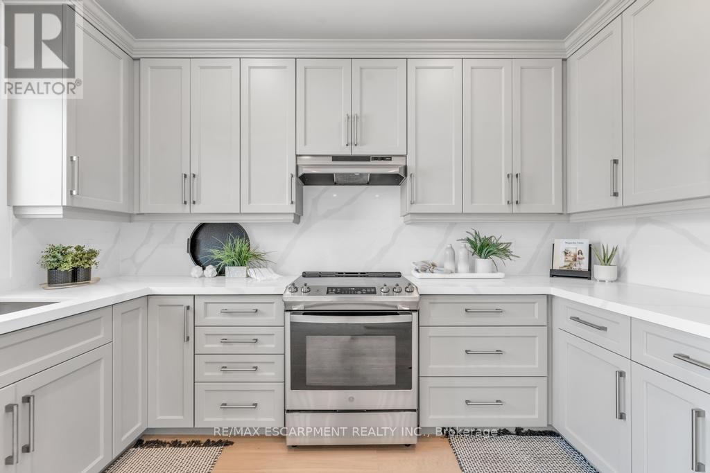 198 KELLOGG AVENUE - 9