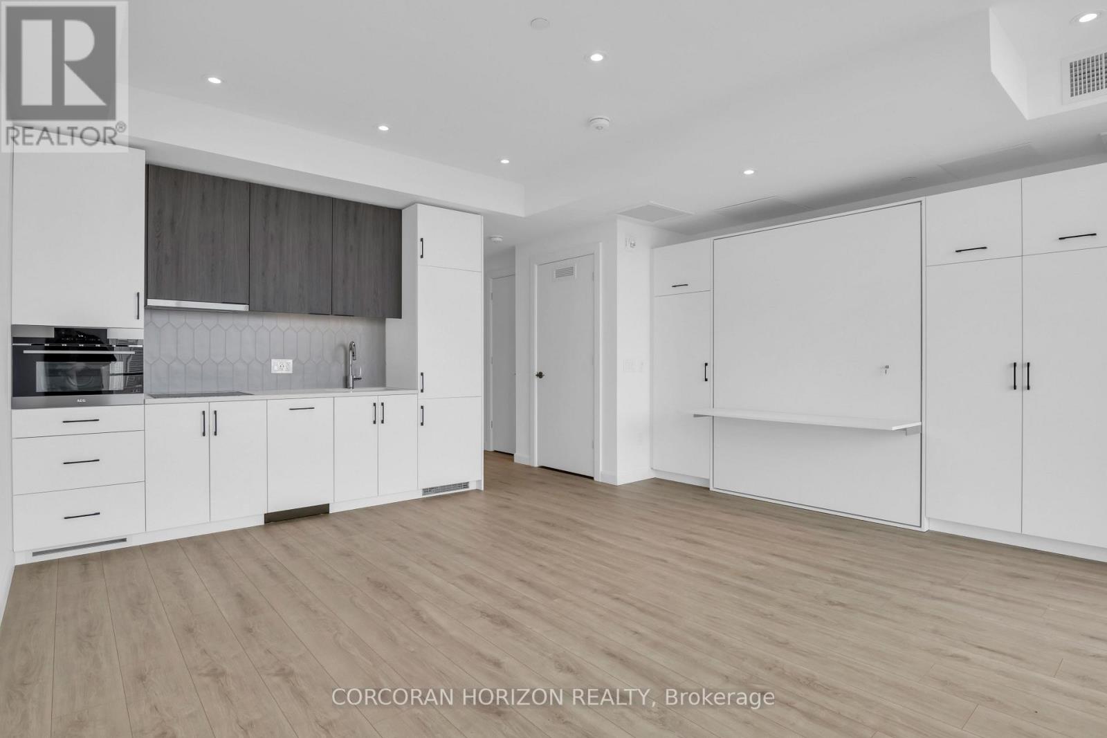 #1011 741 KING STREET - 15