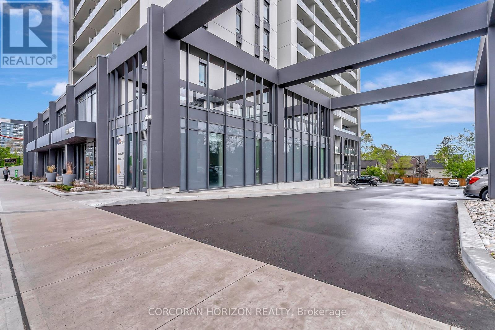 #1011 741 KING STREET - 4