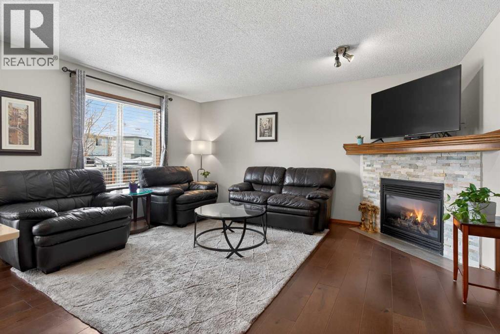 Single Family House for Sale in  Tuscany Vista Crescent NW Tuscany Calgary 