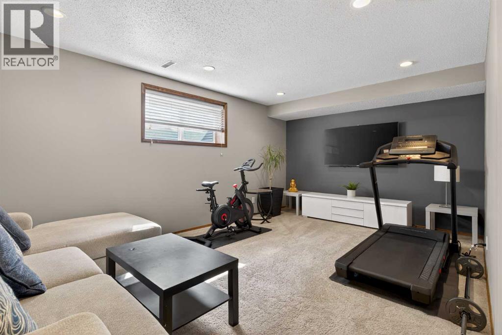 Single Family House for Sale in  Tuscany Vista Crescent NW Tuscany Calgary 