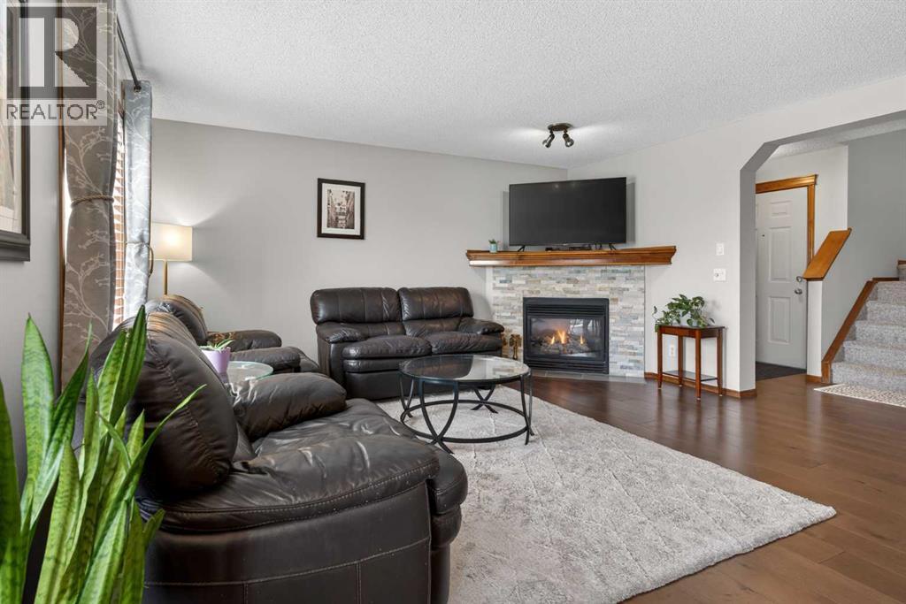 Single Family House for Sale in  Tuscany Vista Crescent NW Tuscany Calgary 