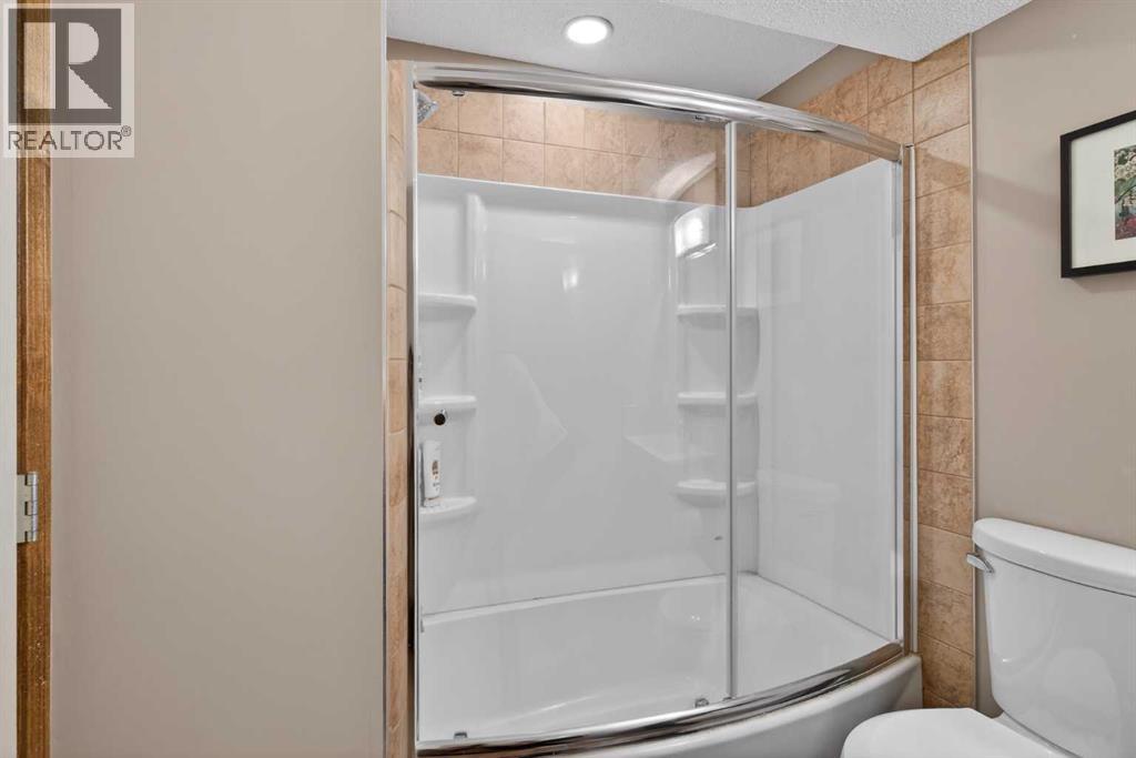 Single Family House for Sale in  Tuscany Vista Crescent NW Tuscany Calgary 